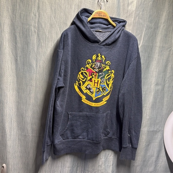 Harry Potter pullover hoodie size medium / large - Picture 2 of 9